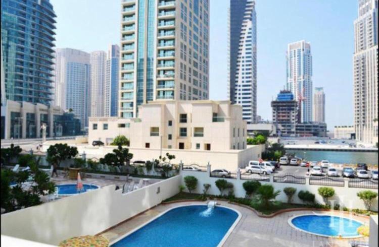 Marina Diamond 2 Apartment Dubai Luaran gambar