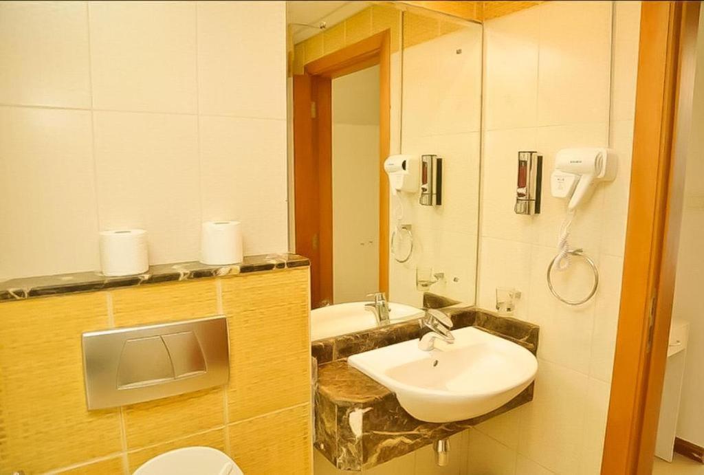 Marina Diamond 2 Apartment Dubai Luaran gambar