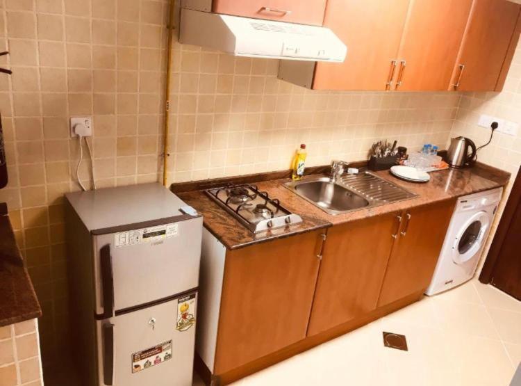 Marina Diamond 2 Apartment Dubai Luaran gambar